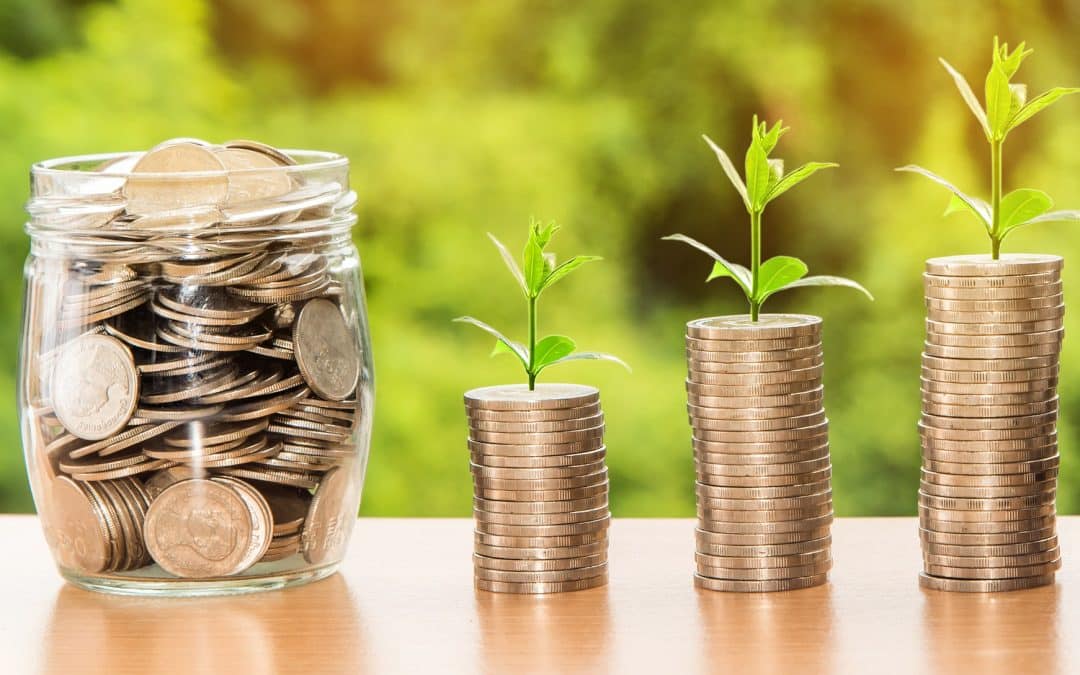 Options to invest small money amounts in UAE