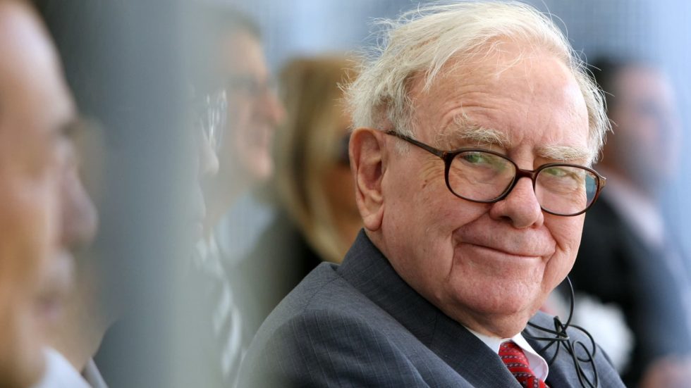 japanese-trading-houses-rise-as-warren-buffett-says-he-plans-on-buying